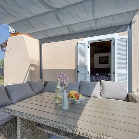 Romantic With Private Pool