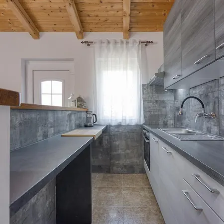 Romantic With Private Pool *