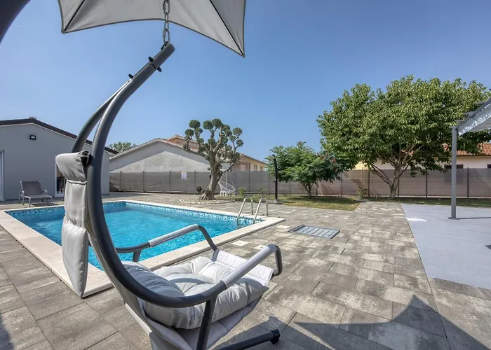 Romantic With Private Pool * Kanfanar