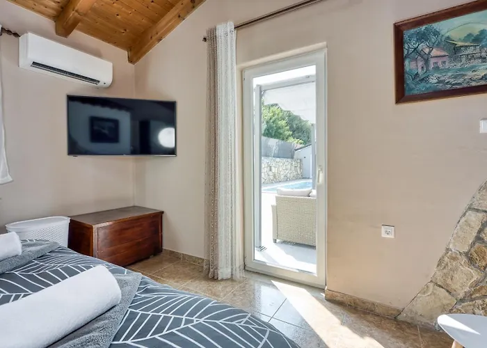 Lägenhet Romantic With Private Pool Kanfanar